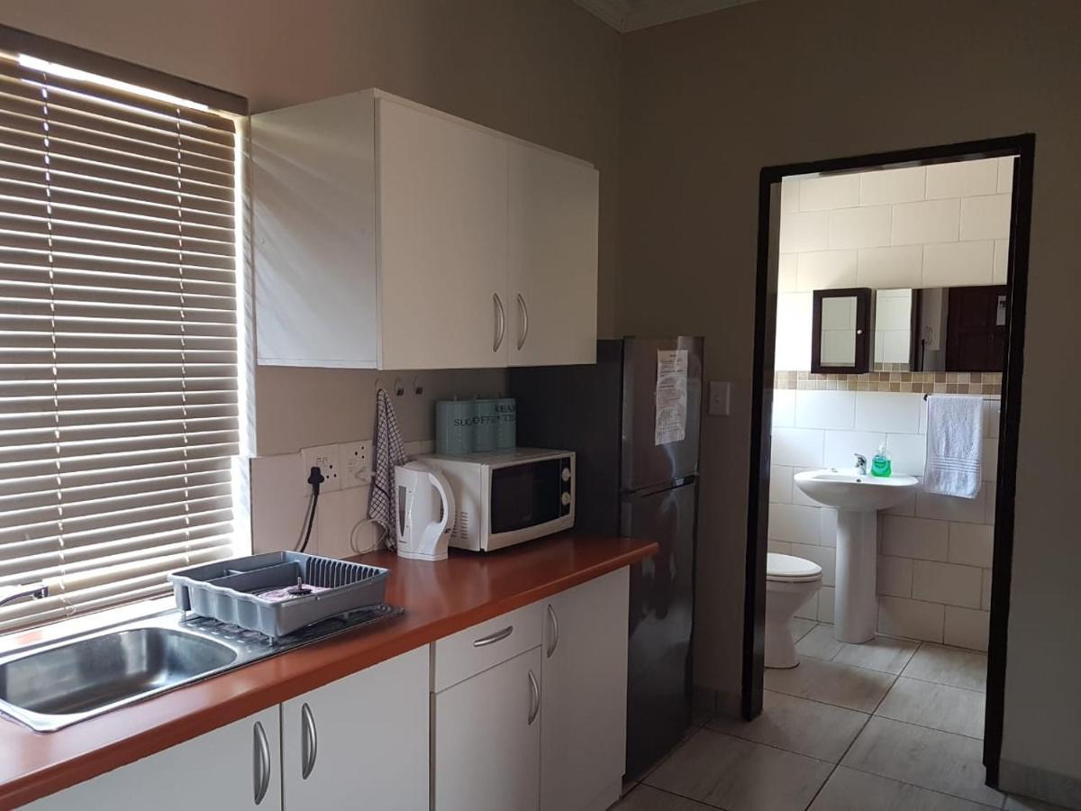 Private Apartments & Biz Stays Pretoria-Noord 外观 照片