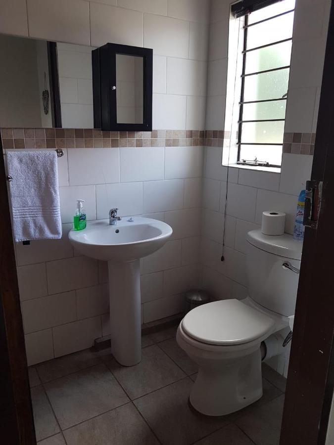 Private Apartments & Biz Stays Pretoria-Noord 外观 照片