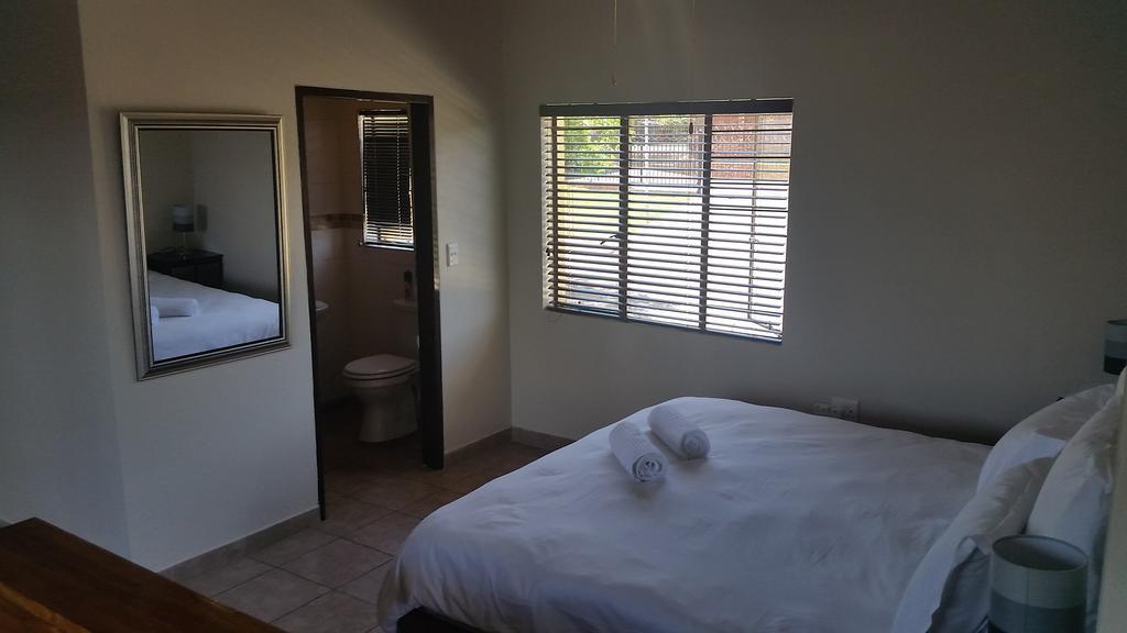 Private Apartments & Biz Stays Pretoria-Noord 外观 照片