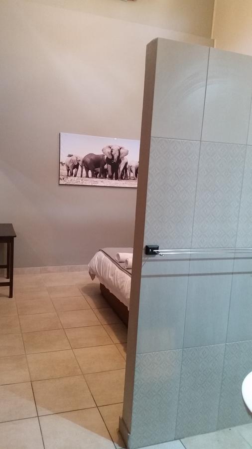 Private Apartments & Biz Stays Pretoria-Noord 外观 照片